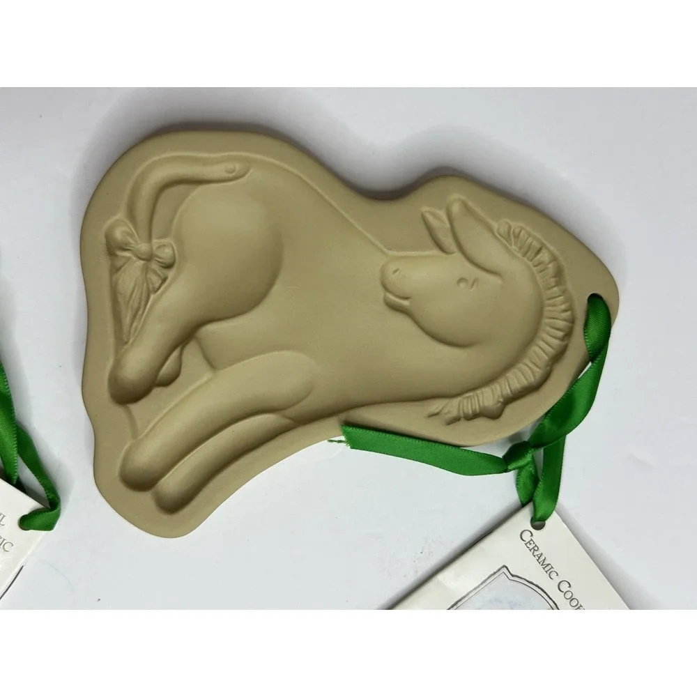 Vintage Brown Bag Cookie Co. Winnie The Pooh Eeyore Piglet Tigger Molds Set 4